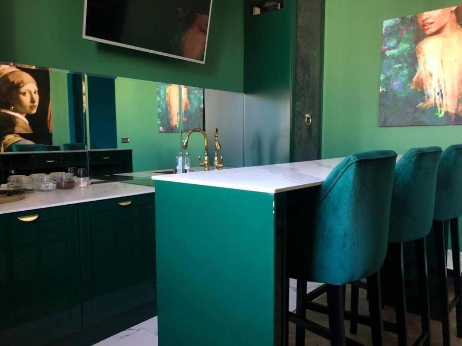 City Center Apartment Near Public Swimming Pool Warschau Exterior foto